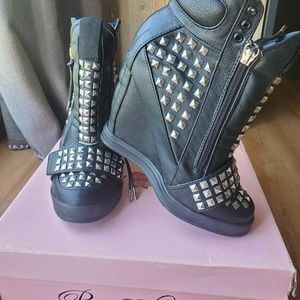 Studded black wedges Size 7